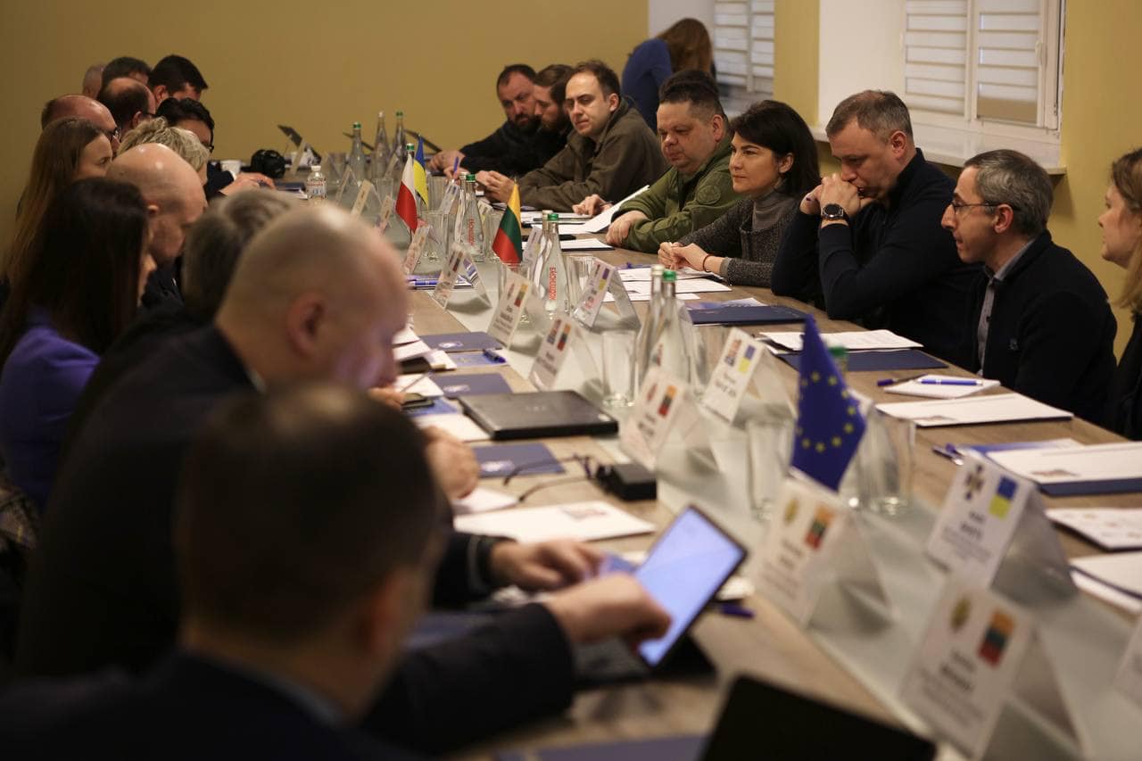 Україна, Литва та Польща створили спільну слідчу групу для розслідування воєнних злочинів РФ