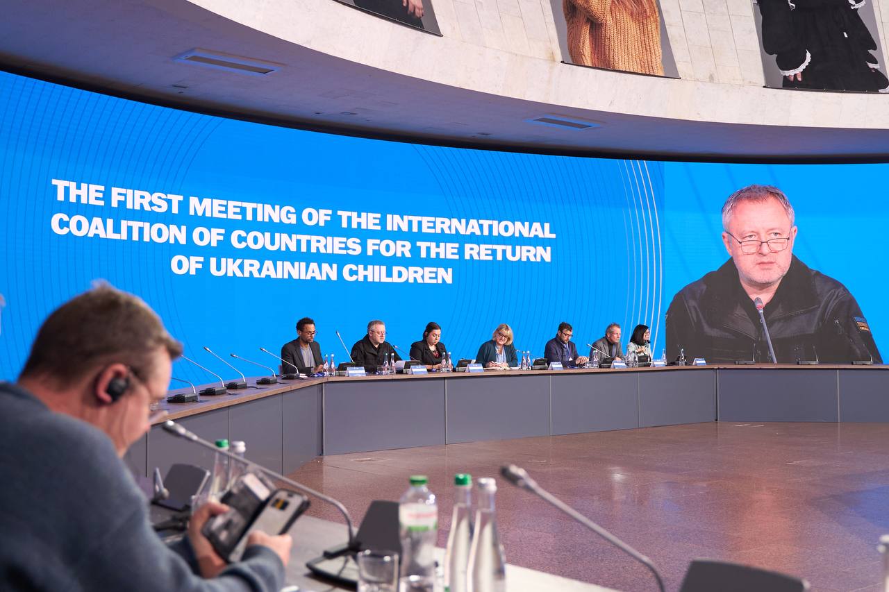 Андрій Костін взяв участь у першій зустрічі Міжнародної коаліції за повернення українських дітей