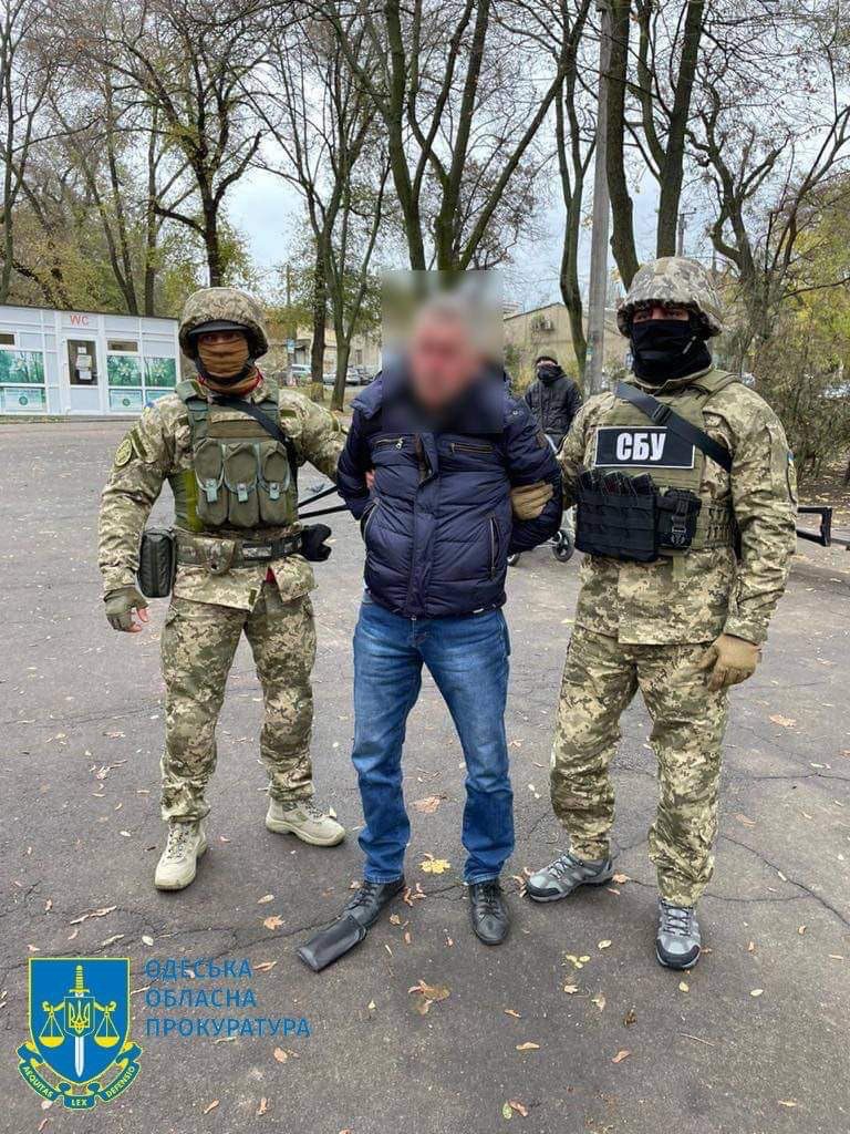 Передавав інформацію ФСБ, щоб отримати посаду в окупаційній владі - на Одещині підозрюють місцевого жителя