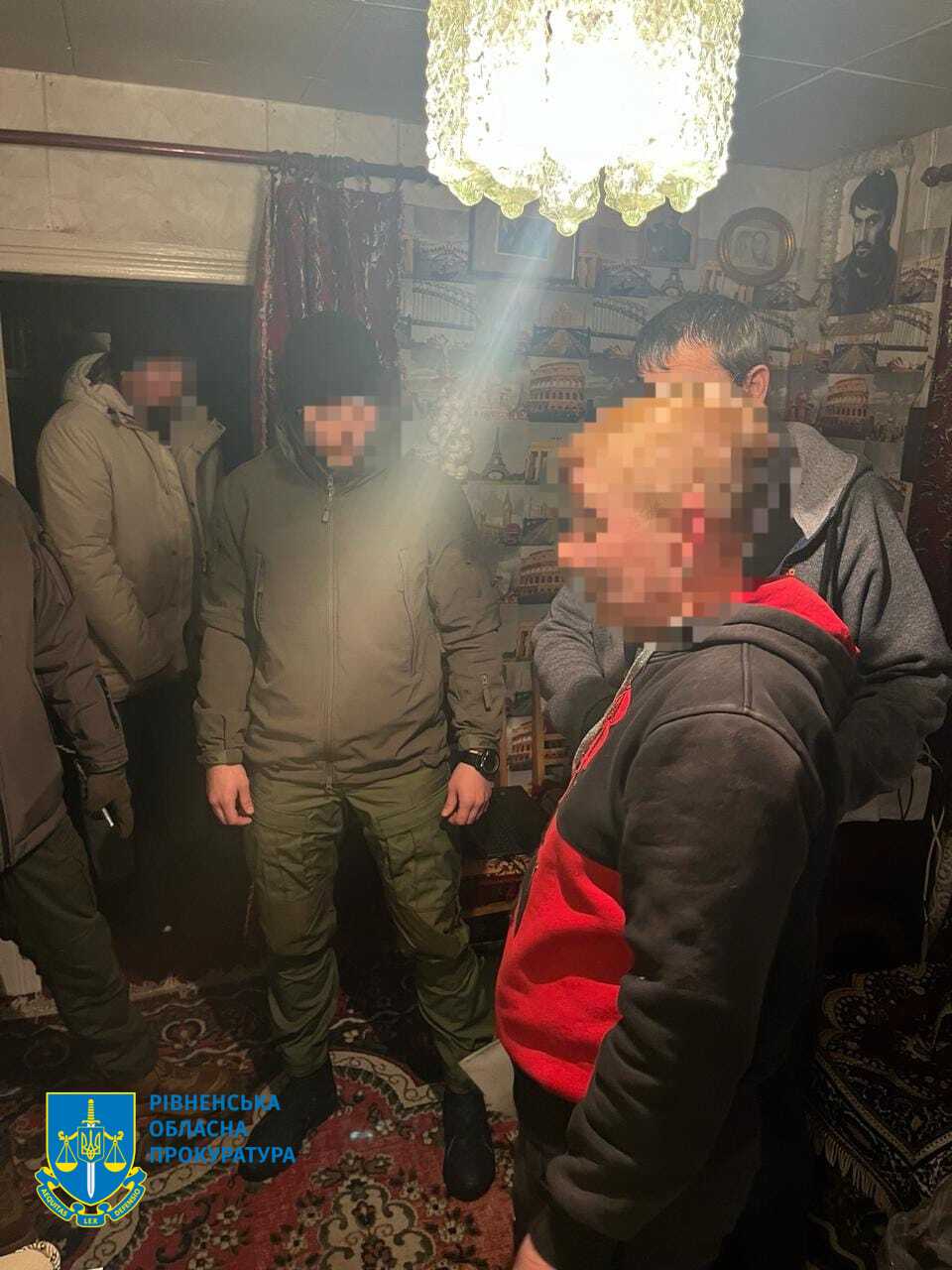 Правоохоронці затримали жінку, яка «зливала» ворогу дані про розміщення техніки та місця дислокації ЗСУ на Харківщині