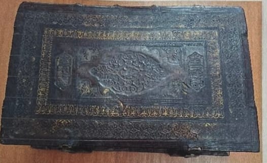 На Київщині судитимуть чоловіка за контрабанду старовинної книги XVII століття вартістю понад 10 тис доларів США
